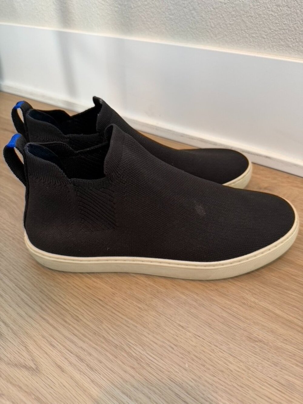 Rothys Black high Top sneakers Pull on Womens 10